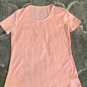 NWOT Athleta work out shirt size xs